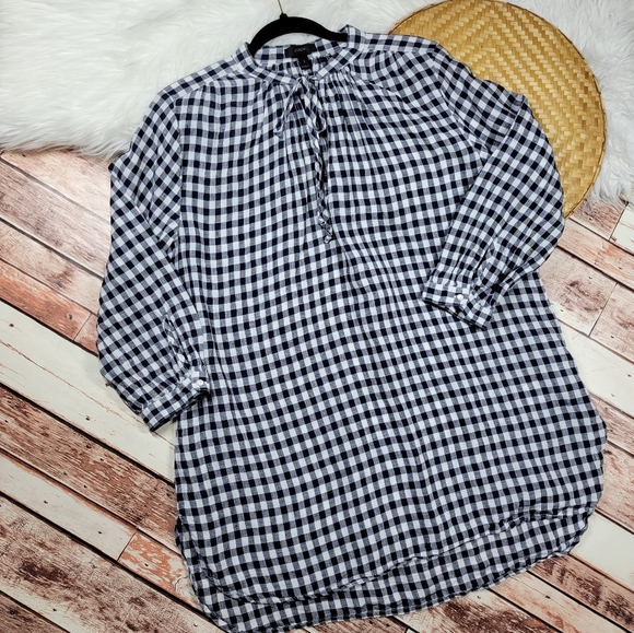 J. Crew Dresses & Skirts - J.Crew Navy Blue Gingham plaid tunic blouse
